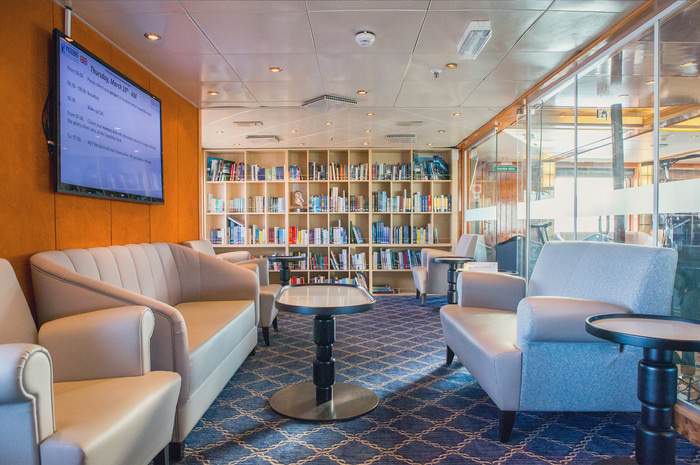 Poseidon Expeditions Sea Spirit Library 0.jpg